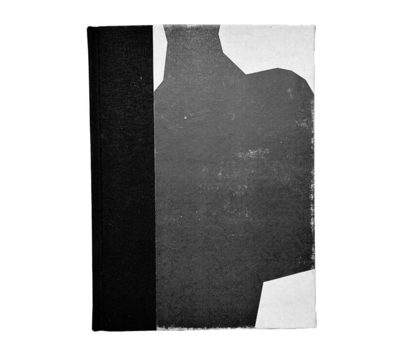 (05)